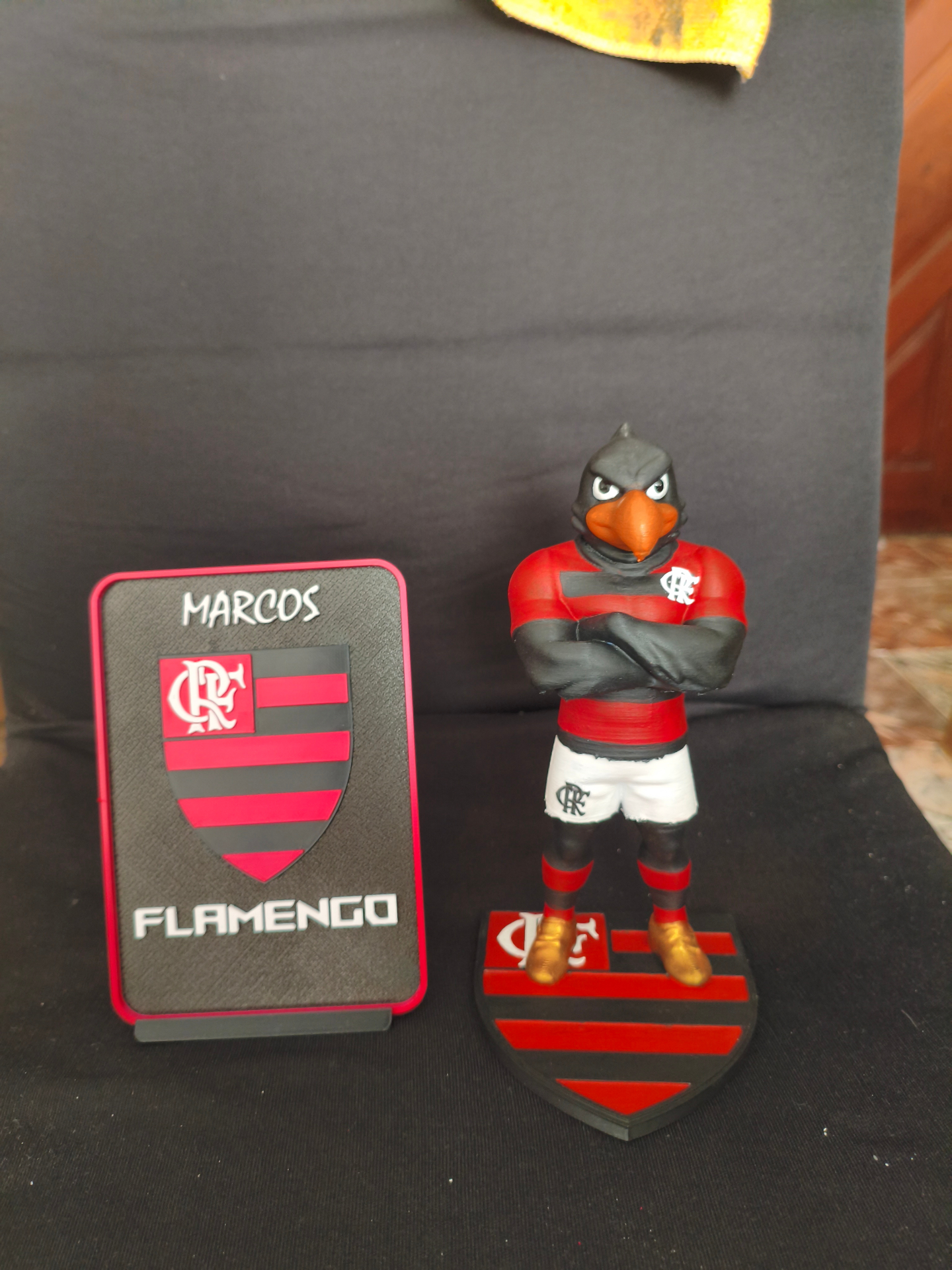 Urubu Rubro-Negro — Flamengo — Edição Marcos — mascote + placa